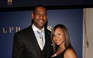 Lebron-James-Wife-Savannah-Brinson-1110x690