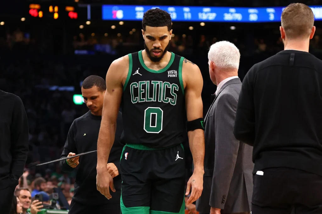 Unexpected Announcement: Jayson Tatum, a prominent star, will no longer play due to…